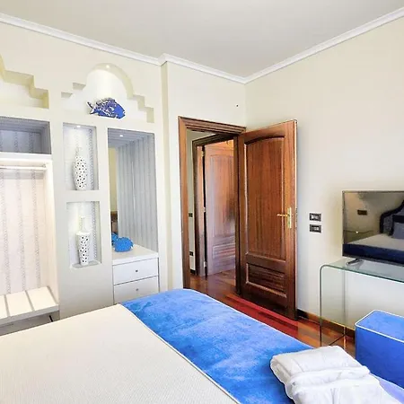 빌라 Sleeps 10 With Pool And Air Con *