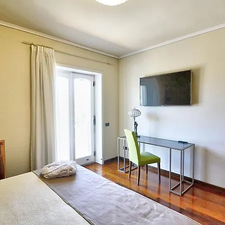Sleeps 10 With Pool And Air Con * 상트아그넬로
